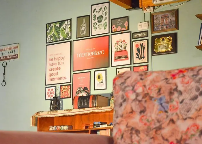 Momentazo! Wifi, Coffee & Books